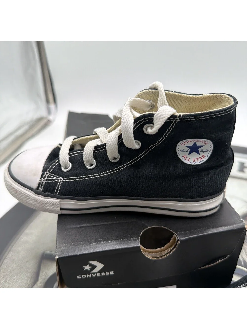 Converse Shoes Youth 10 Chuck Taylor All-Star Sneakers Black Hi Top 3J231